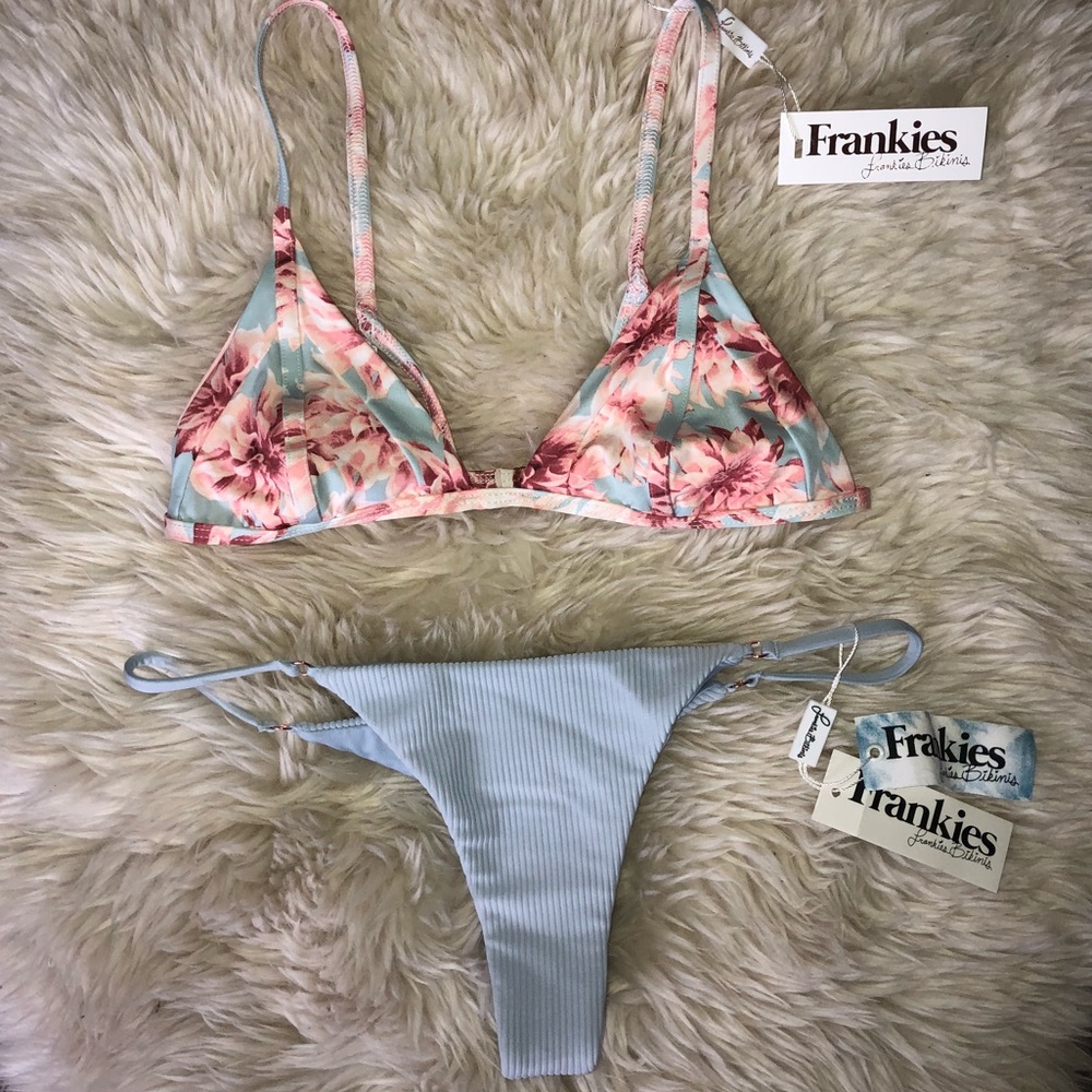 Frankie’s bikini set size small/medium